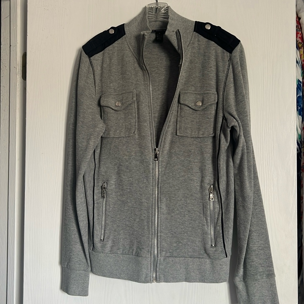 Men’s zip up sweater
